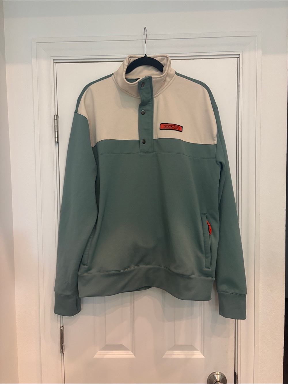 Volcom Men’s She Crew Riding Snowboard Fleece Sage Green Colorblock Size L